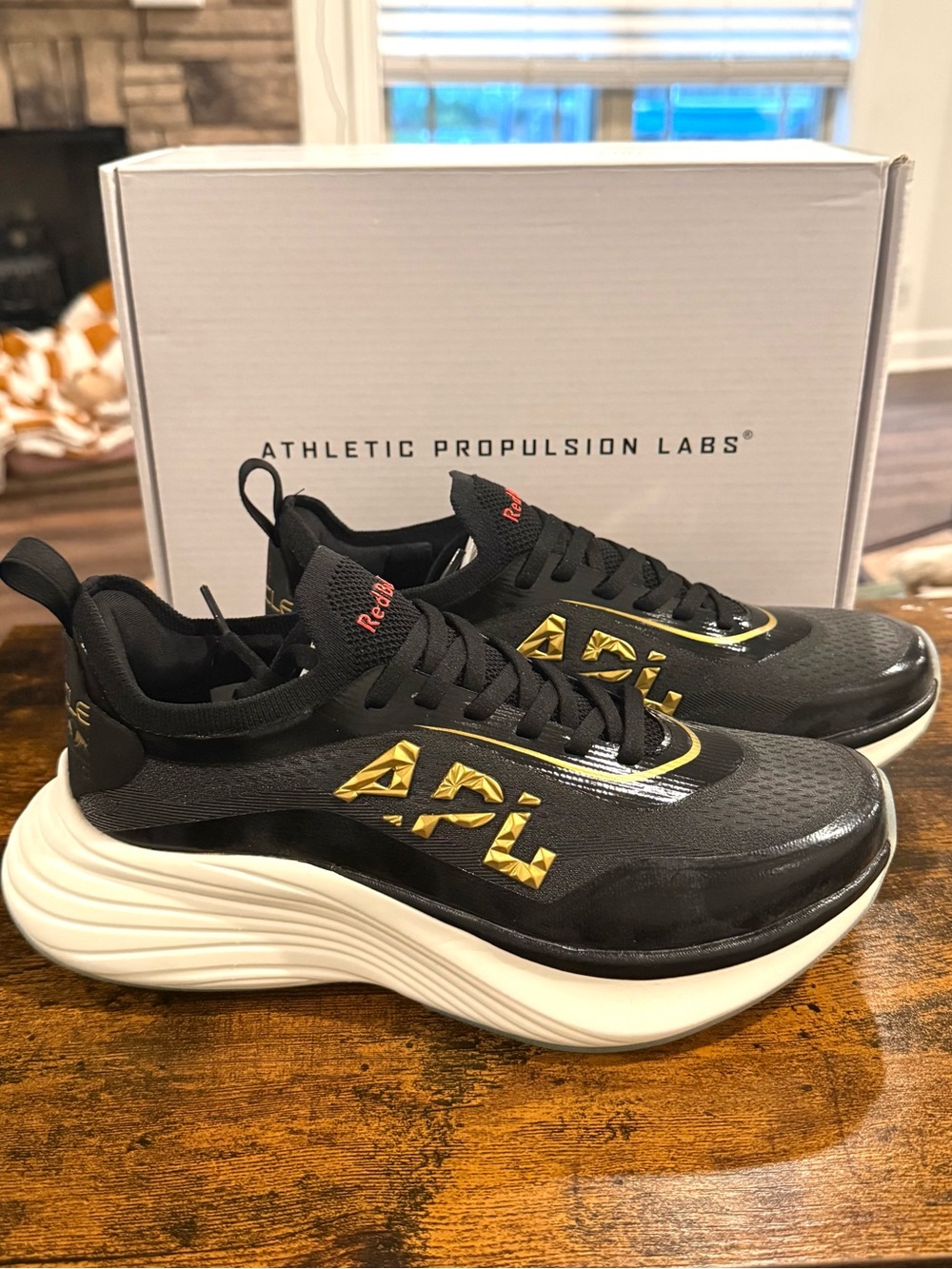 APL Podium Oracle Red Bull Racing Sneakers, New In Box! Women’s Size 7 (EU 37)